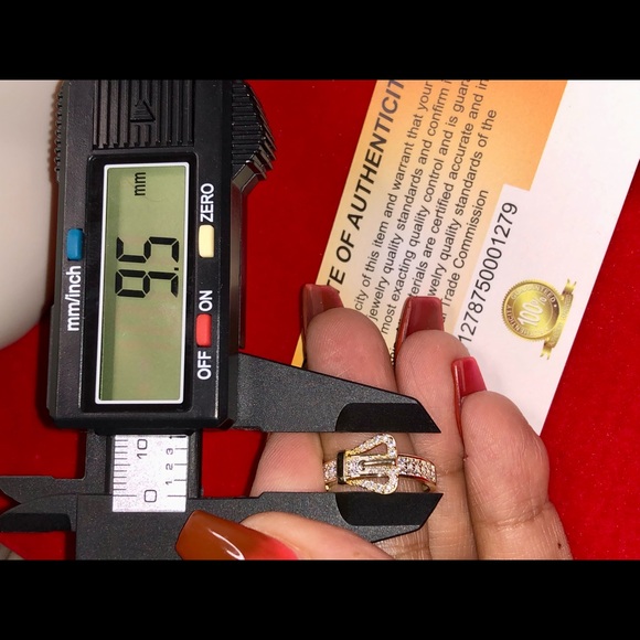 10k solid real gold luxury deisgner buckle ring, Swarovski Crystal real gold - Picture 8 of 9